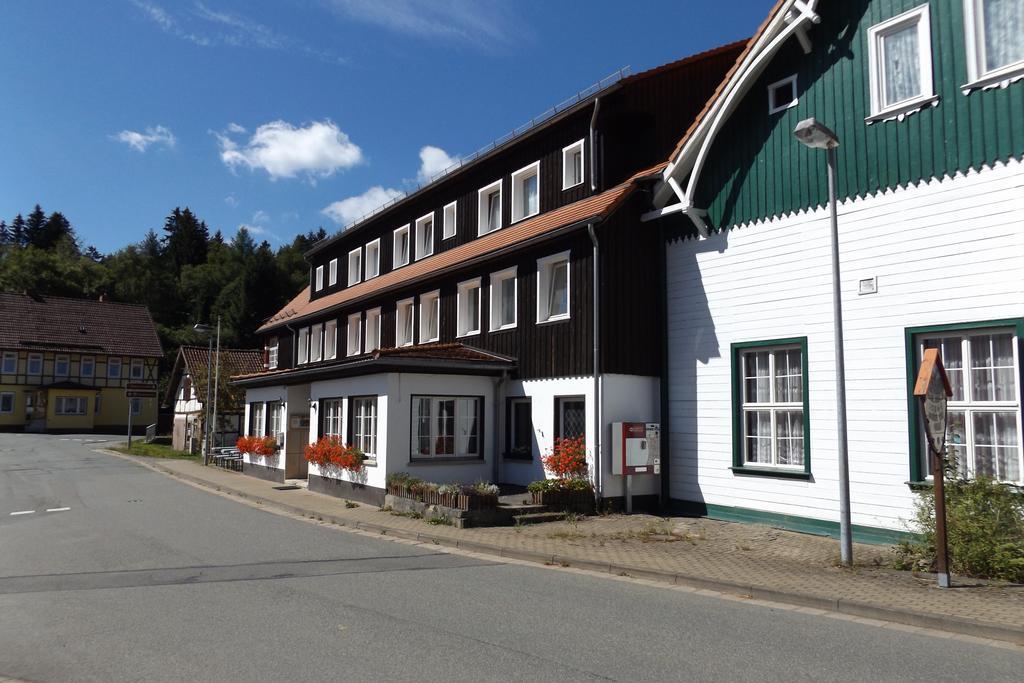 Ostalgie Ferienheim Sorgenfrei Hotel Exterior foto